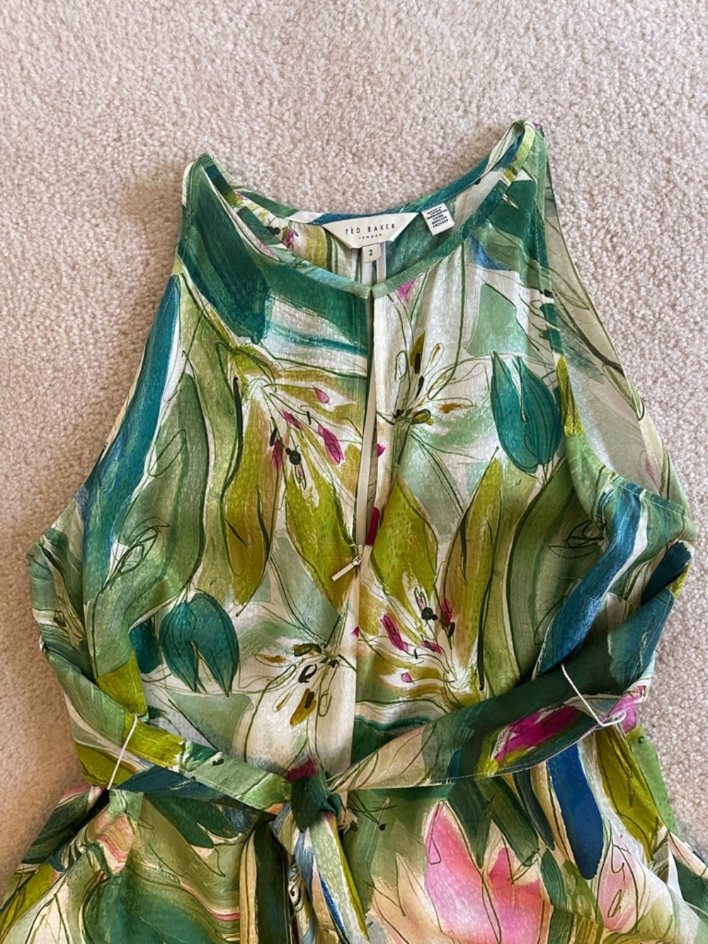 Gorgeous Ted Baker Green & Pink Floral Keyhole Jumpsuit - Picture 4 of 7